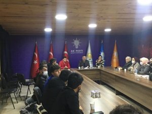 Başkan Yıldırım ÜNİAK üyeleri ile bir araya geldi