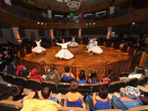 Konya’da öğrenciler Hazreti Mevlana’yı ve semayı yakından tanıyor