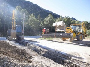 Üç ilçede 3 bin 150 metre  drenaj hattı çalışması