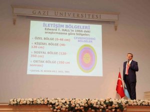 Gazi Üniversitesi’nde personele “Bedenin Pin Kodları” konulu eğitim