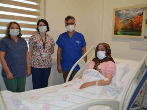 Uyuşma şikayeti ile gittiği hastanede beyninde tümör olduğunu öğrendi