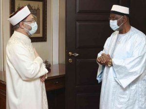 Diyanet İşleri Başkanı Erbaş, Fildişi Sahili İmamlar Konseyi Başkanı Diakite’yi kabul etti