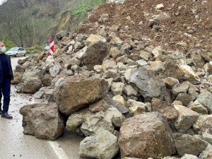 Vali heyelan bölgesinde