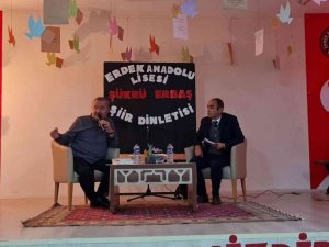 Şair ve yazar Erbaş, Erdek Anadolu Lisesi’nde