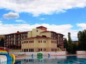 Emet Belediyesi’ne ait termal tesislerin ihalesi yapıldı