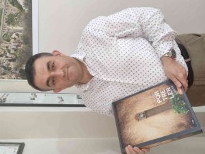 Adana’nın portrelerini kitapta topladı