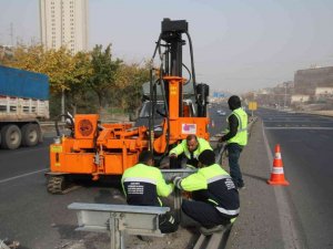 Şanlıurfa’da yollara ikaz lambası