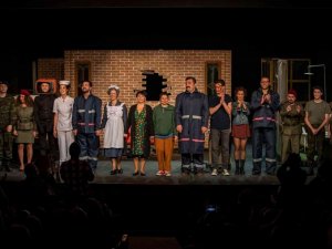 İzmir Şehir Tiyatroları ikinci oyunu ile seyirci karşısında