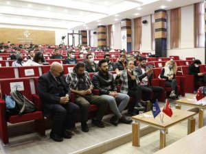 HKÜ’de yamaç paraşütü heyecanı