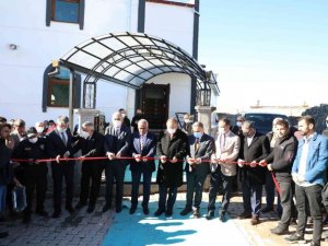 Yıldırım düşmesi sonucu hasar gören Yeşilyurt Cami yeniden yapıldı