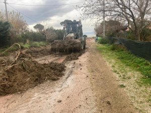 Ocaklar’da dere ıslah çalışmaları başladı