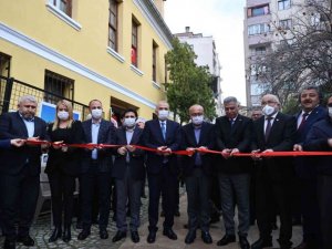 Tarihi Adil Beştaş Evi törenle hizmete açıldı