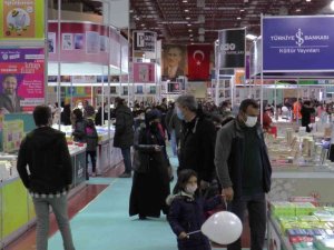 Kayseri Kitap Fuarı’ndan yeni ziyaretçi rekoru