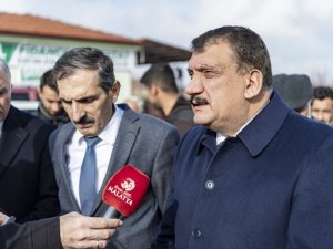 Başkan Gürkan, Fidancılar ve Peyzajcılar sitesi esnafıyla buluştu