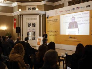 Prof. Dr. Öztürk: “Sinema, akademik fildişi kulesine sıkıştıramayacağımız entelektüel haz sağlar”