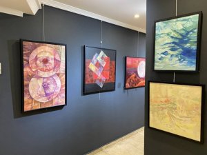 Kadıköy’de ‘Kutupsuz’ sergisi sanatseverlerle buluştu