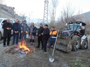 Hakkari Belediyesi 40 evi yeni su hattına kavuşturdu