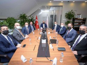 Ünal, Bakan Ersoy’u ziyaret eden heyette yer aldı