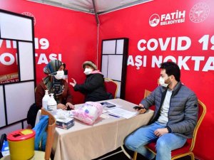 Aşı noktasında 22 bin vatandaş randevusuz aşısını yaptırdı