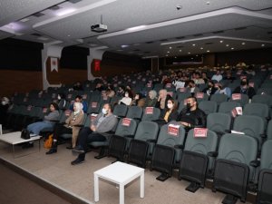 DÜSAM Film Gösterimleri dizisi başladı