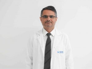 Kulak Burun Boğaz Uzmanı Prof. Dr. Salim Yüce: