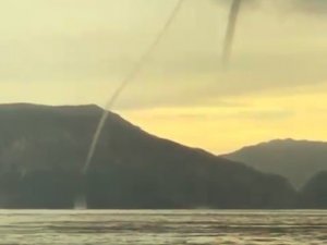 Antalya’da denizde çıkan hortumlar korkuttu