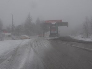 Kırklareli’nde kar kalınlığı 5 santimetreye ulaştı