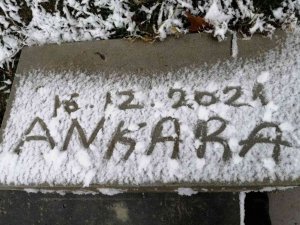 Başkent’te kar yağışı