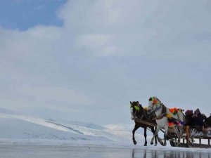 Turistik Doğu Ekspresi yolcuları Kars’ı keşfedecek