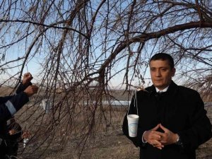 Erciş’te sokak ve yaban hayvanları için yem bırakıldı