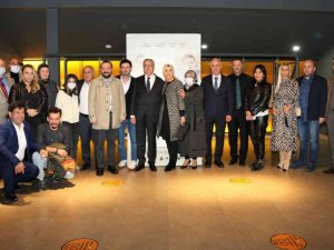 Mersin’de gerçekleştirilen ’Bayram Şekeri’ filminin galası büyük ilgi gördü