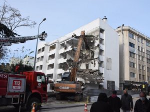 48 yıllık Sinop Belediyesi binası yıkılıyor