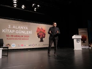 Yazar Selim Han Yeniacun: “Bizi biz yapan değerlerimize iyi sahip çıkmalıyız”