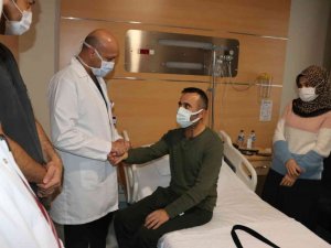 9 yıldır taşıdığı tümör başarılı operasyonla alındı