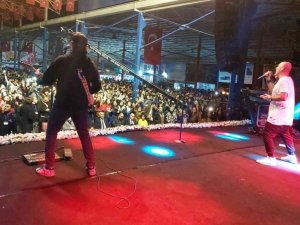 Dörtyol’da vatandaşlar ünlü müzik grubu “Gripin” ile coştu