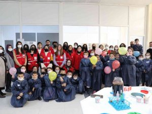 3 gün boyunca hem eğlendiler, hem de bilimsel çalışmalara tanık oldular