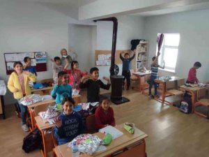 Köyceğizli öğrencilere, kardeş hediyesi