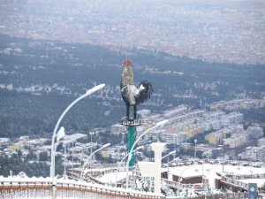 Seyir Tepesi beyaz örtüyle bir başka güzel