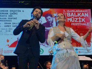 Uluslararası 3. Balkan Müzik Festivali renkli görüntülere sahne oldu