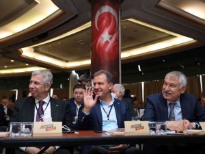 Seçer, Kayseri’de düzenlenen ’Belediye Başkanları Çalıştayı’na katıldı