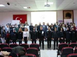 Şaphane MYO’da “Şiddet ve İnsan Hakları” konulu panel