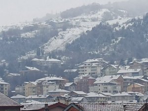 Devrek’te ulaşıma kapalı köy yolu yok