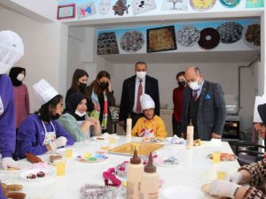 Müdür Başyiğit’ten ’Özel Emekler Atölyesi’ne ziyaret