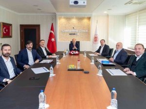 Memur-Sen, Bakan Bilgin’le ’Ek Zam’ talebini görüştü