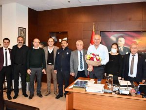 Başkan Tuncel, belediyenin memurlarını sevindirdi