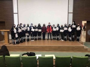 Üniversite öğrencilerine sertifikalı ilk yardım eğitimi verildi