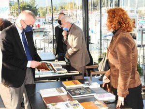 Kemer’de yaşayan sanatçılar bir araya geldi