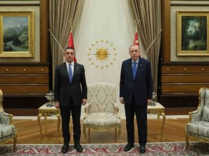 Cumhurbaşkanı Erdoğan Fenerbahçe Spor Kulübü Başkanı Koç’u kabul etti