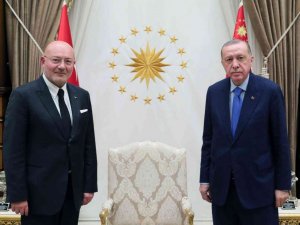 Cumhurbaşkanı Erdoğan Ferit Şahenk’i kabul etti
