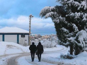 Zonguldak’ta kartpostallık kar manzaraları